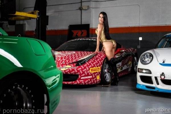 СЕКСУАЛЬНЫЕ ДЕВУШКИ И КРАСИВЫЕ АВТОМОБИЛИ