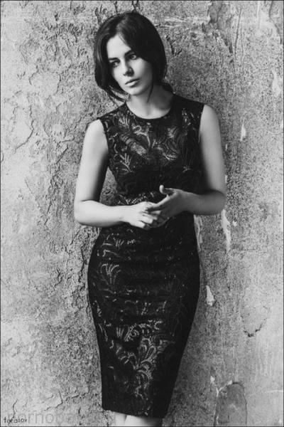 Подборка девушек в легких платьицах (47 фото)