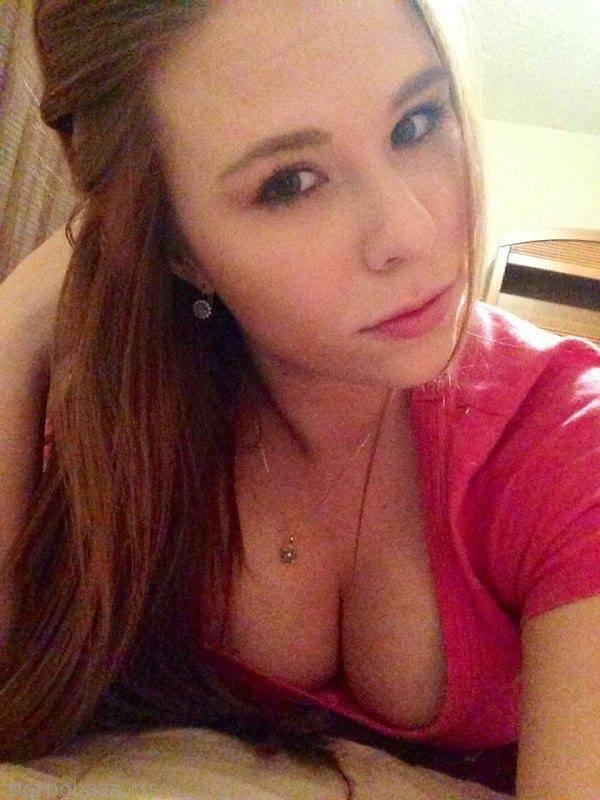 СЕКСУАЛЬНОЕ ДЕКОЛЬТЕ;)