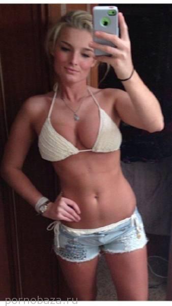 СЕКСУАЛЬНЫЕ ДЕВУШКИ В КОРОТКИХ ШОРТИКАХ. ЧАСТЬ 2