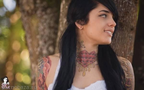 Милая девушка под псевдонимом Radeo из Suicide Girls