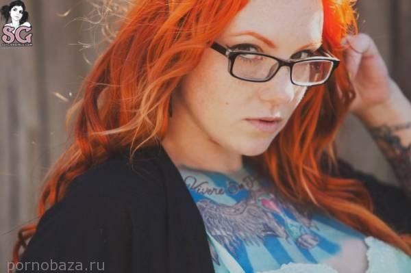 Участница проекта Suicide Girls Красотка Annasthesia