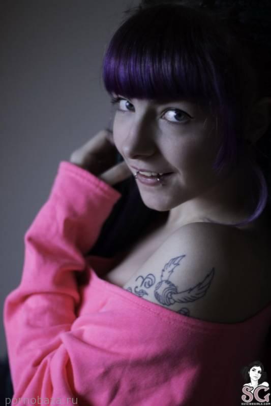 Участница проекта Suicide Girls Красотка Skye