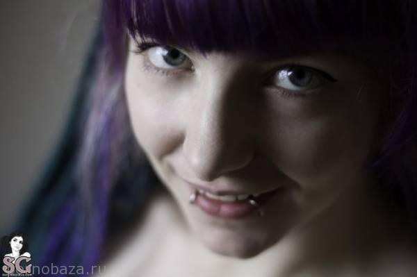 Участница проекта Suicide Girls Красотка Skye