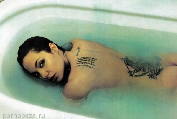 20 самых откровенных фото Анджелины Джоли